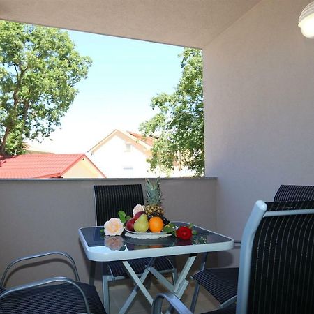 Apartments Maric-Hlapa Солине Экстерьер фото